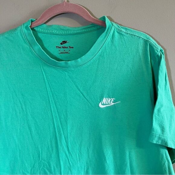✨ The Nike Tee Green T-Shirt XL - Picture 2 of 11